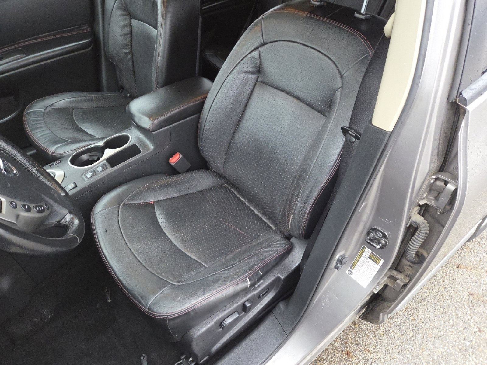 Used 2012 Nissan Rogue SL image 21