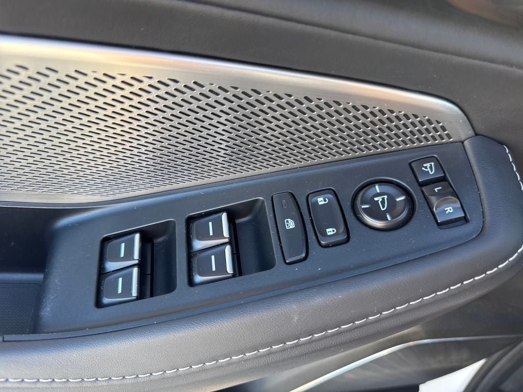 Used 2023 Acura MDX w/ Technology Package FWD image 20