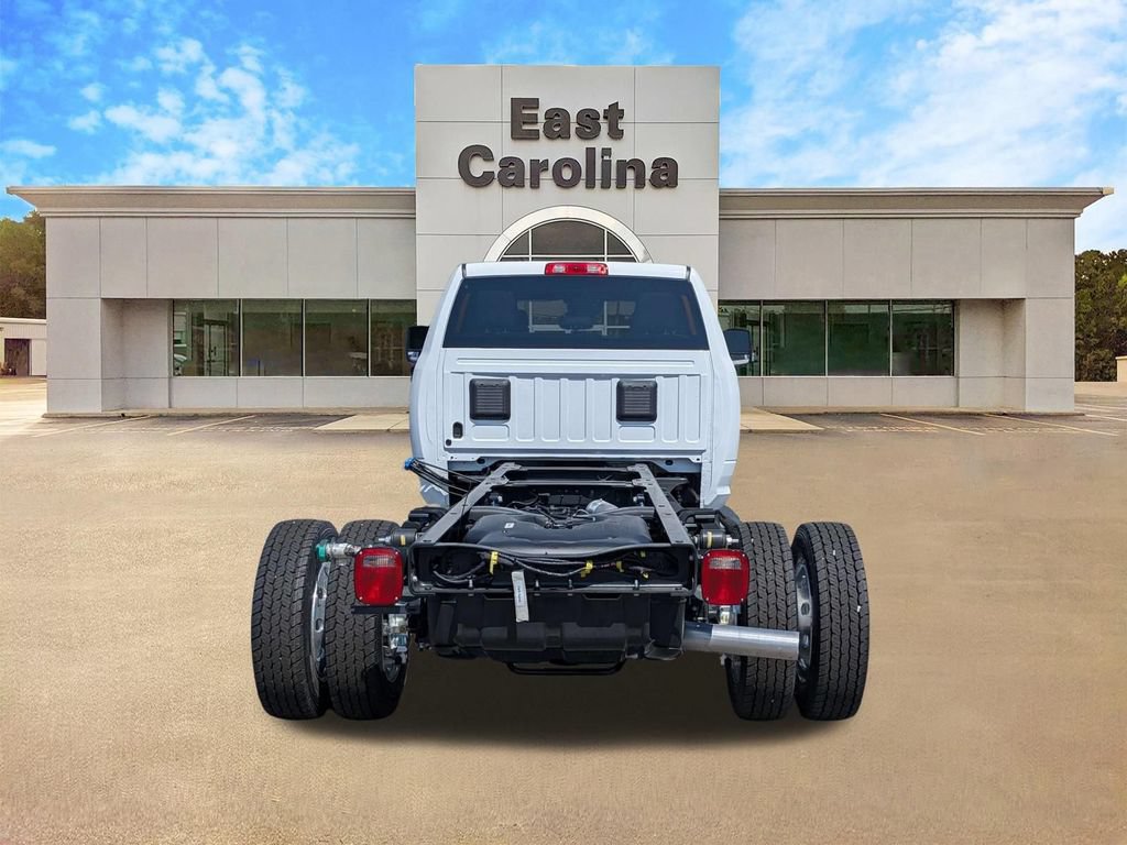 New 2026 RAM 5500 Tradesman w/ Chrome Appearance Group AWD/4WD image 4