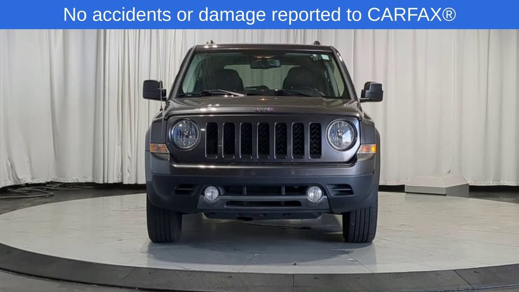 Used 2017 Jeep Patriot High Altitude FWD image 3