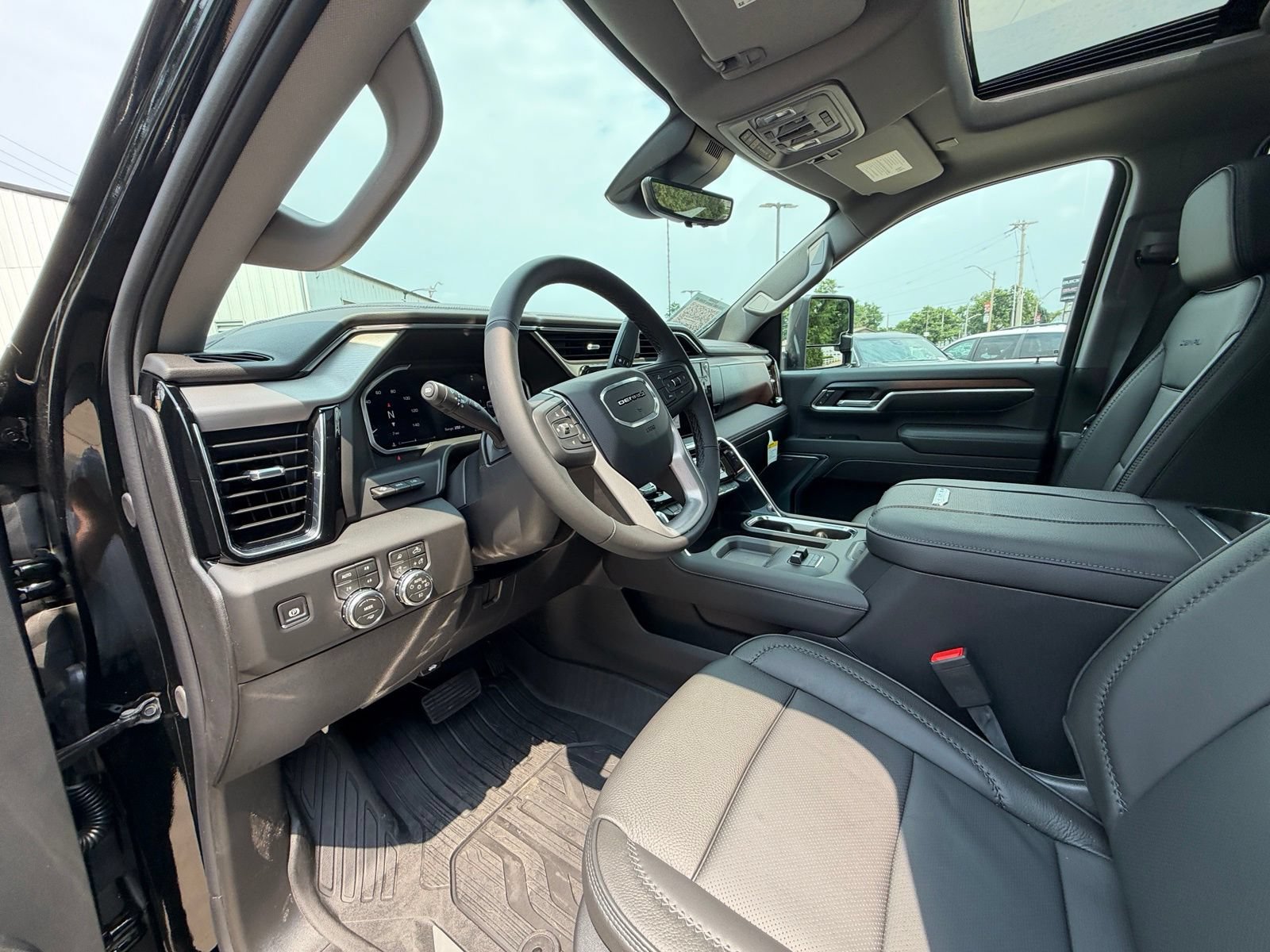 New 2026 GMC Sierra 3500 Denali w/ Denali Reserve Package AWD/4WD image 10