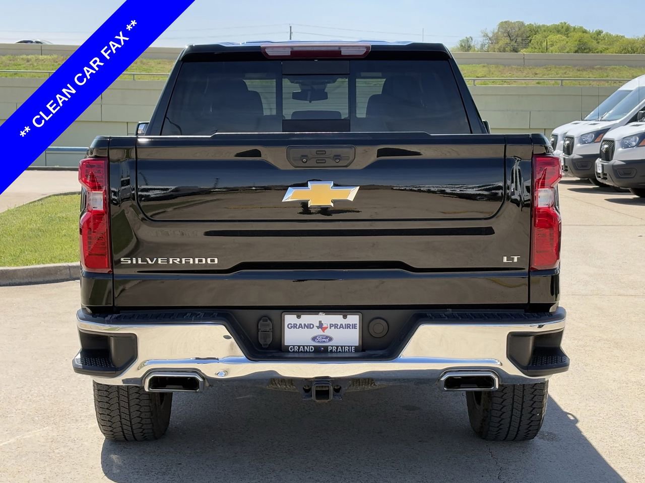 Used 2022 Chevrolet Silverado 1500 LT w/ Z71 Off-Road Package image 7