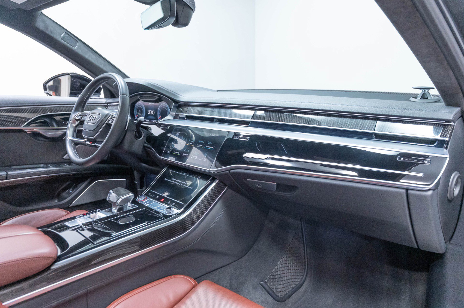 Used 2020 Audi S8 L AWD/4WD image 30