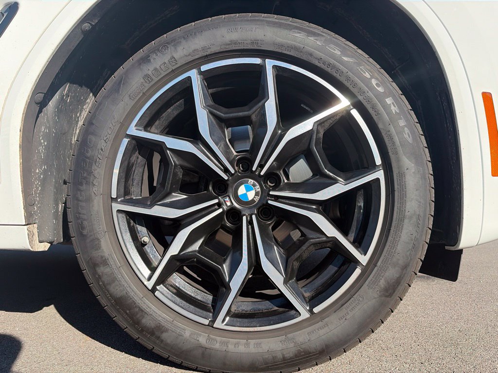 Used 2025 BMW X4 xDrive30i w/ Premium Package AWD/4WD image 24