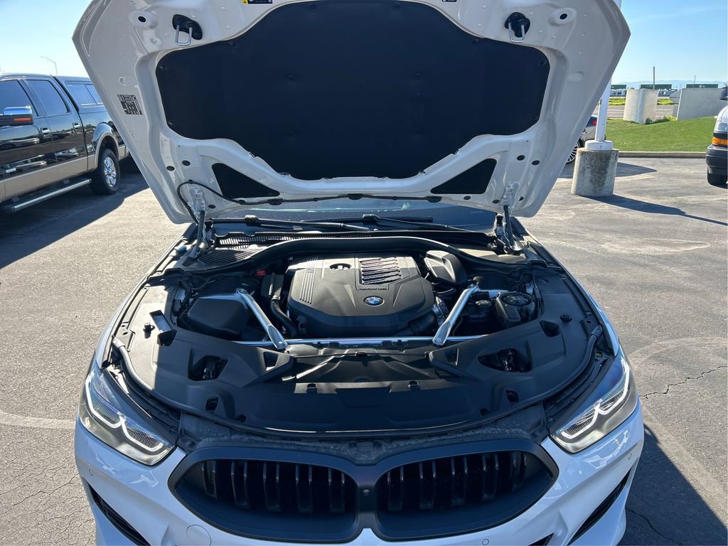 Used 2025 BMW 840i 840i w/ M Sport Professional Package image 11