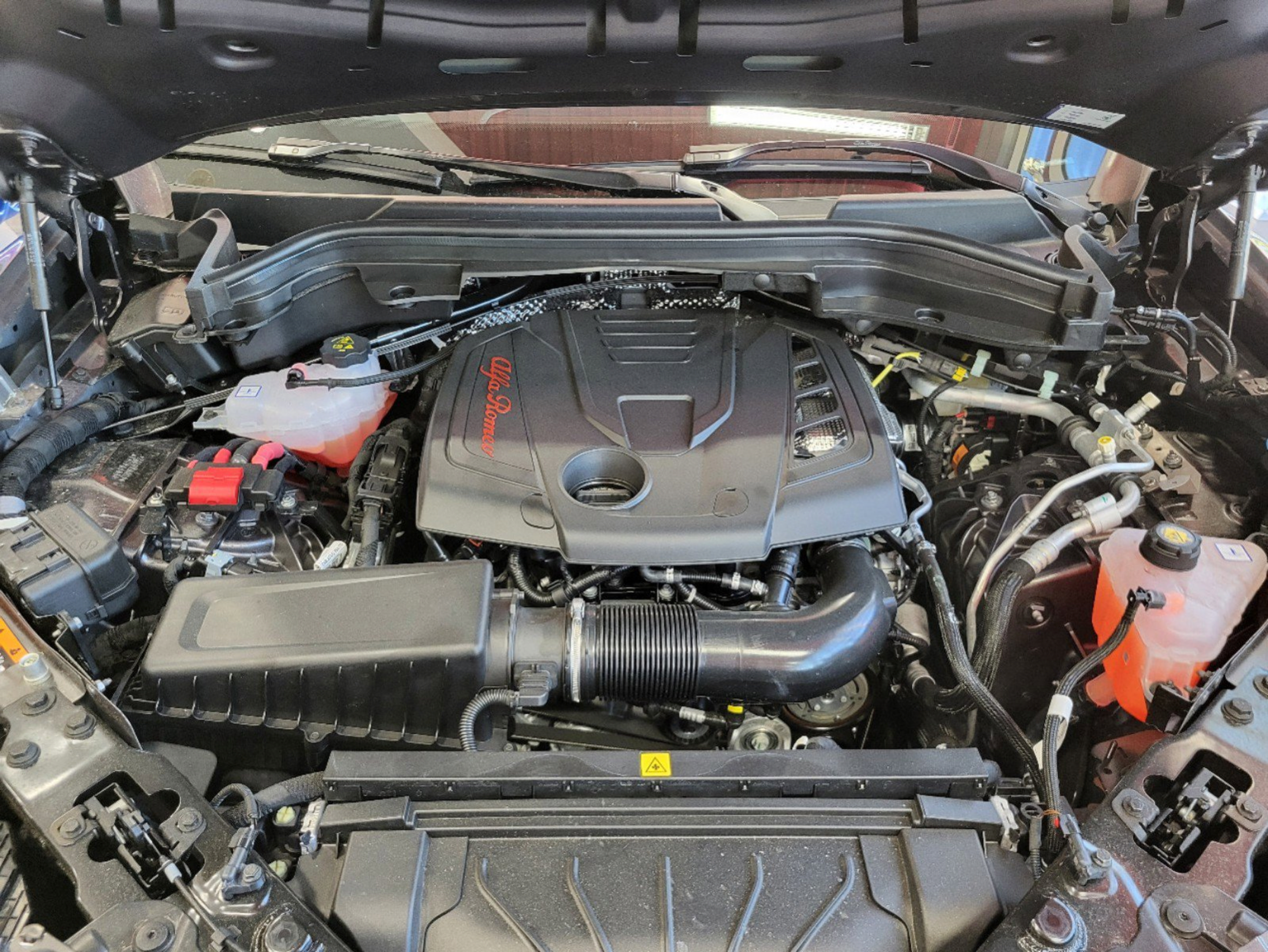 New 2025 Alfa Romeo Stelvio Sprint AWD/4WD image 72