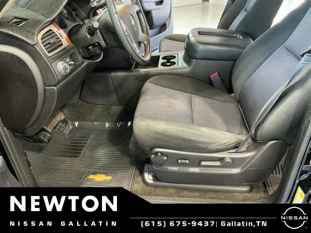 Used 2013 Chevrolet Avalanche LS w/ All-Star Edition RWD image 13
