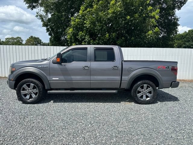 Used 2014 Ford F150 FX4 w/ Equipment Group 402A Luxury AWD/4WD image 2