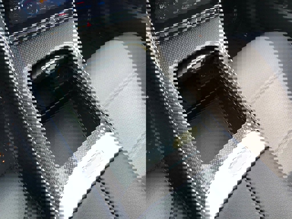 Used 2023 Mercedes-Benz C 300 4MATIC Sedan image 29