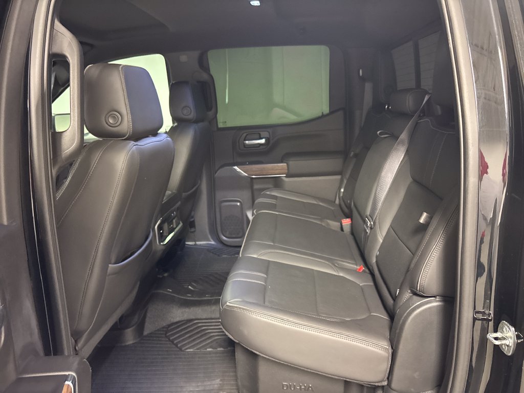Used 2021 Chevrolet Silverado 1500 High Country w/ Technology Package AWD/4WD image 30