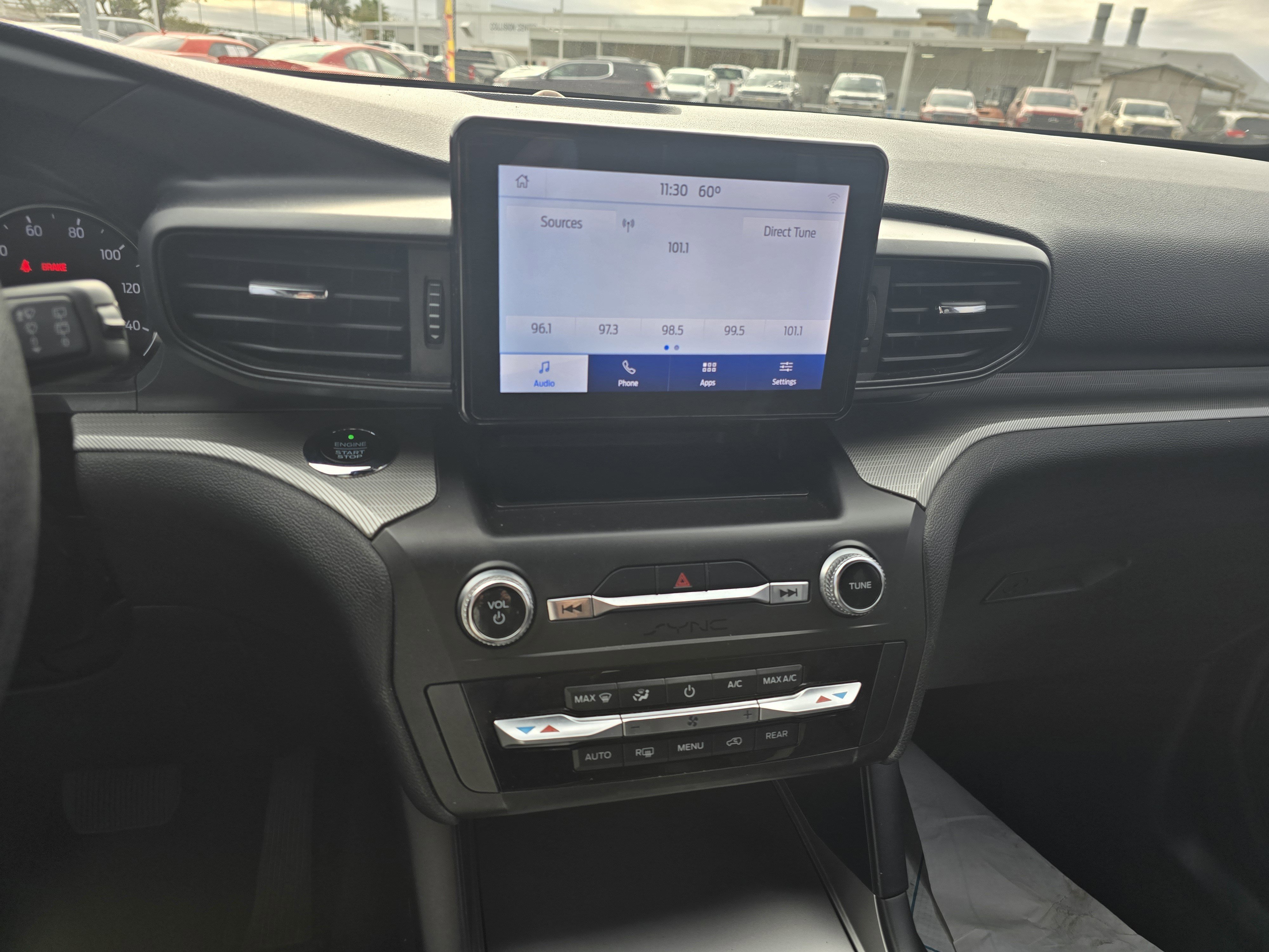 Used 2020 Ford Explorer XLT w/ Class III Trailer Tow Package image 13