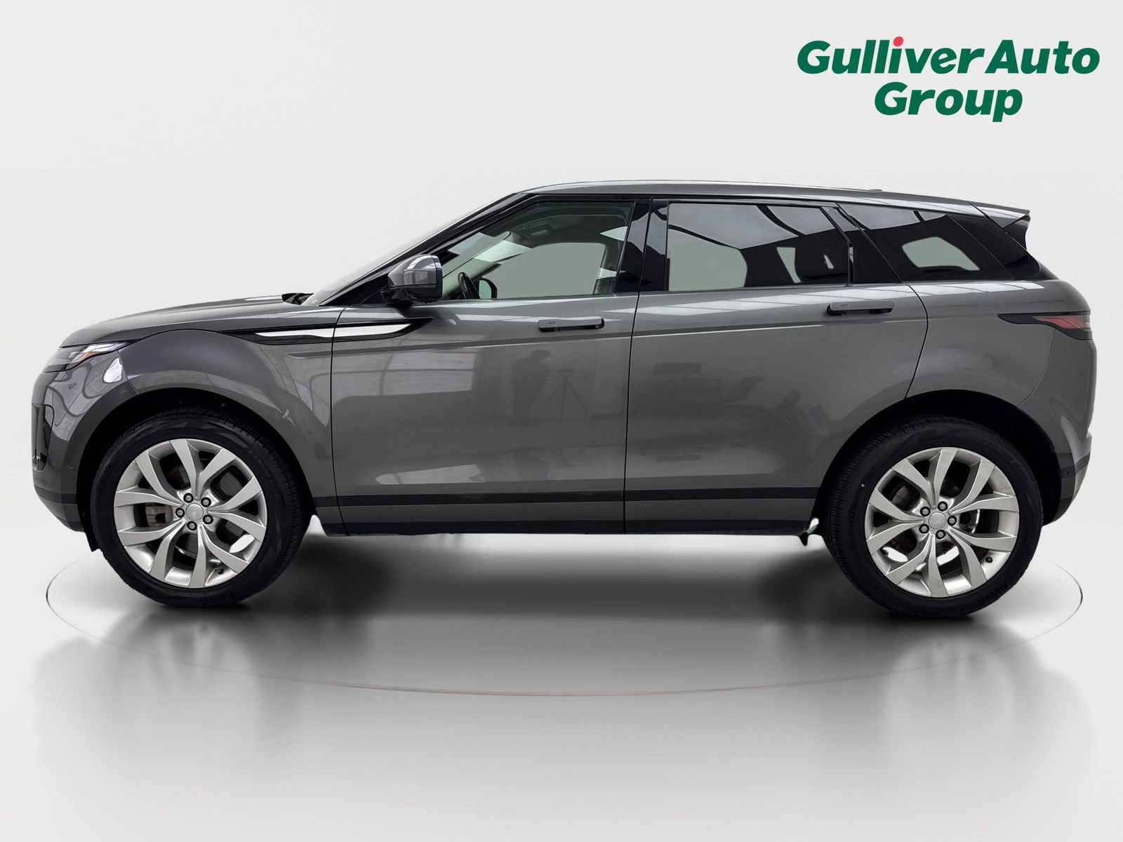 Used 2020 Land Rover Range Rover Evoque SE AWD/4WD image 3