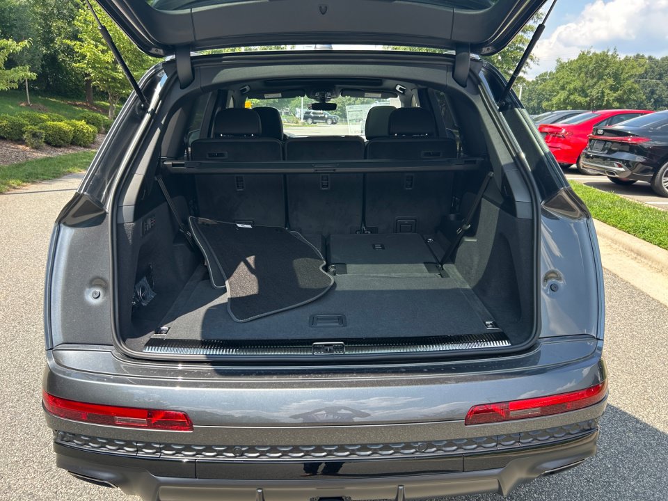 New 2026 Audi Q7 Premium Plus AWD/4WD image 15
