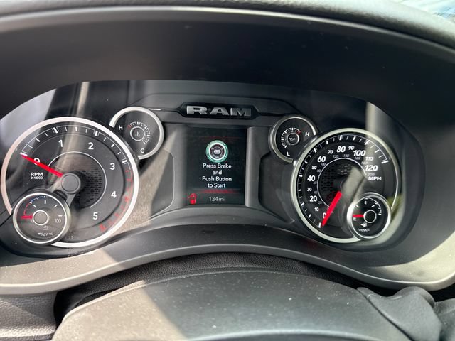 New 2026 RAM 3500 Big Horn AWD/4WD image 19