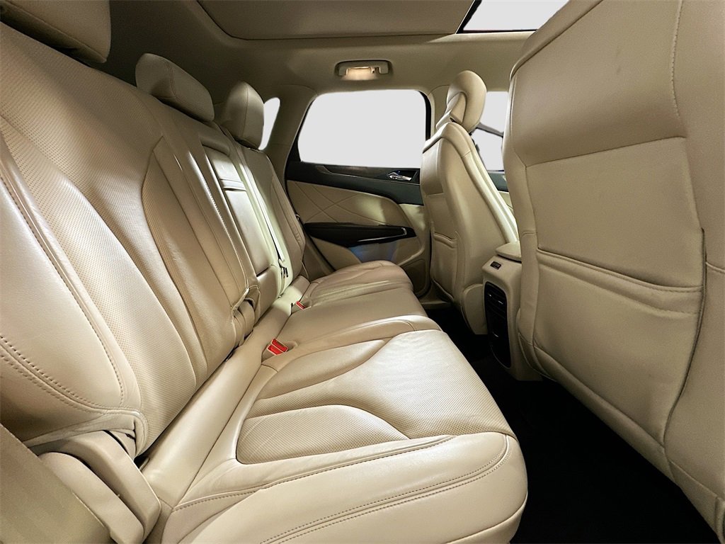 Used 2017 Lincoln MKC Reserve w/ Lincoln MKC Climate Package image 29