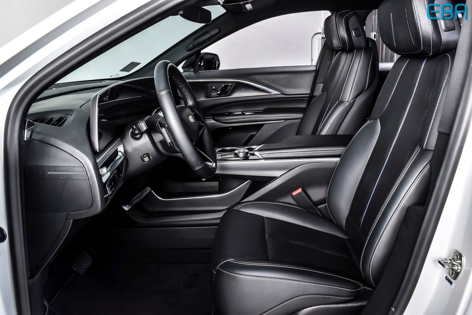 Used 2024 Cadillac Lyriq Luxury RWD image 13