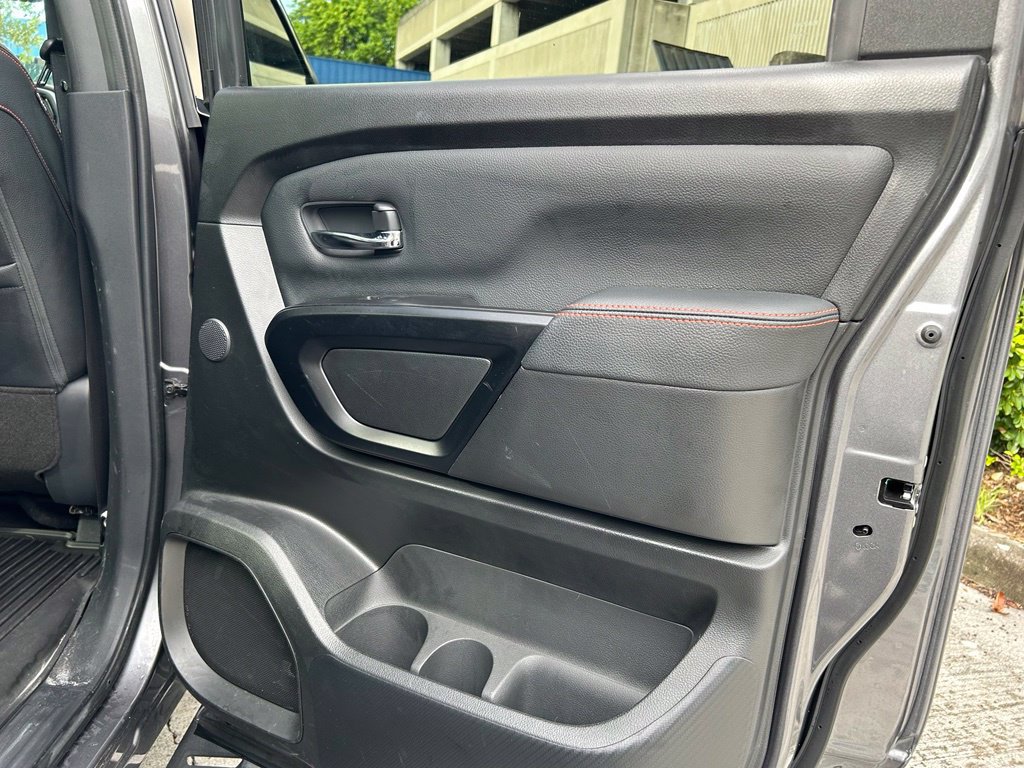 Used 2024 Nissan Titan PRO-4X w/ Pro-4x Convenience Package AWD/4WD image 30