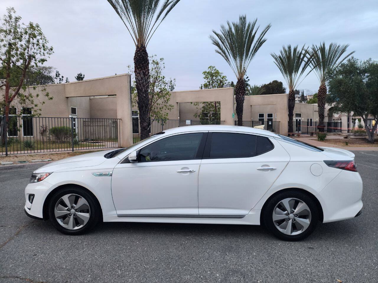 Used 2014 Kia Optima EX FWD image 5