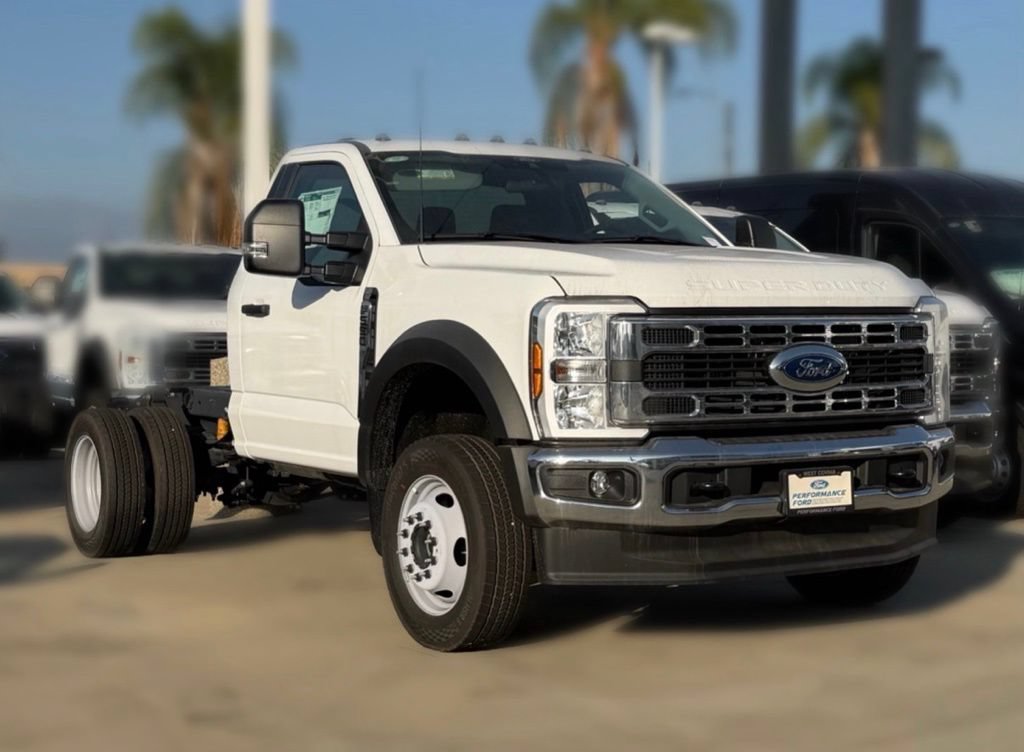 New 2024 Ford F550 4x4 Regular Cab Super Duty image 4