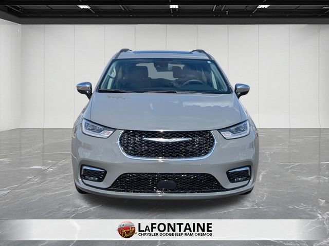 Used 2023 Chrysler Pacifica Limited FWD image 8