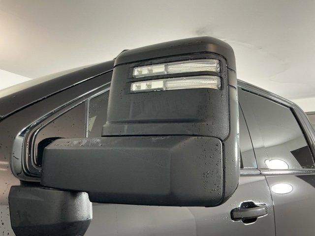 Used 2024 GMC Sierra 3500 Denali Ultimate image 12