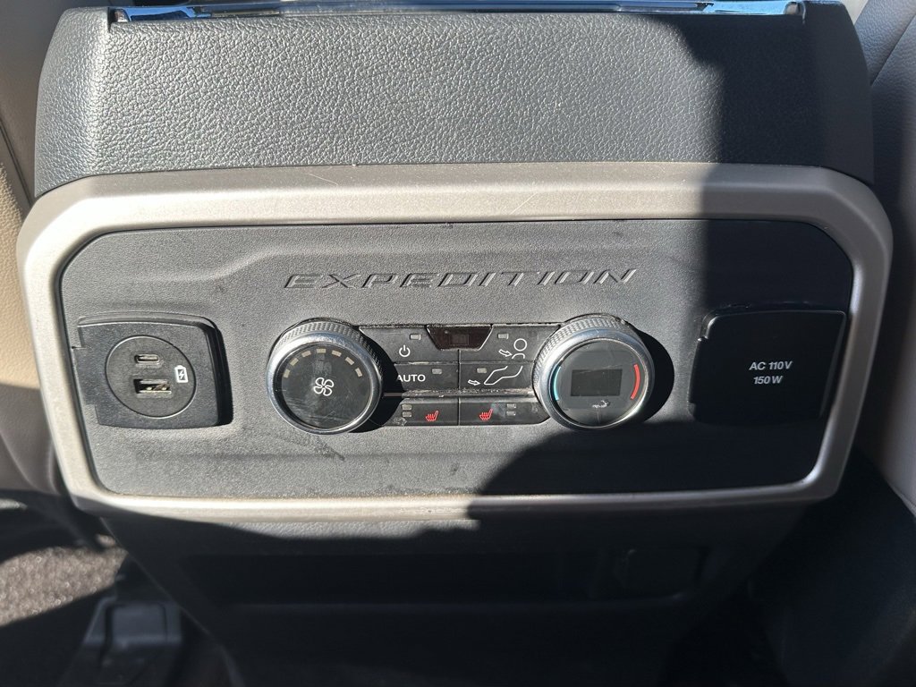 Used 2023 Ford Expedition Max Limited image 20