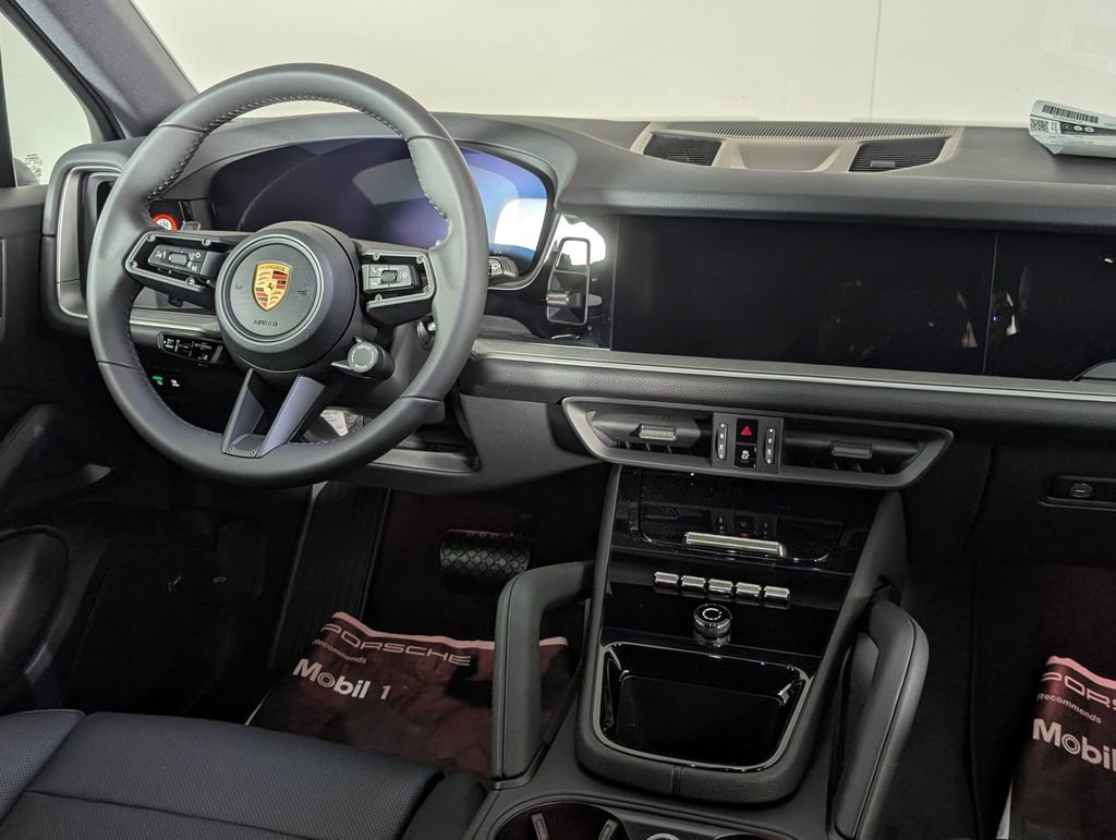 New 2026 Porsche Cayenne image 21
