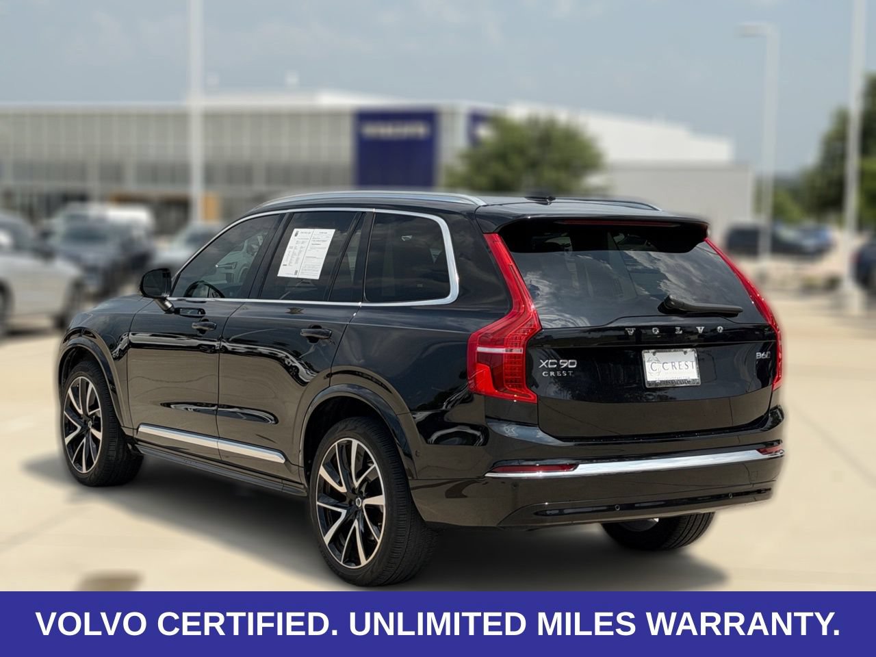 Certified 2023 Volvo XC90 B6 Plus AWD/4WD image 7