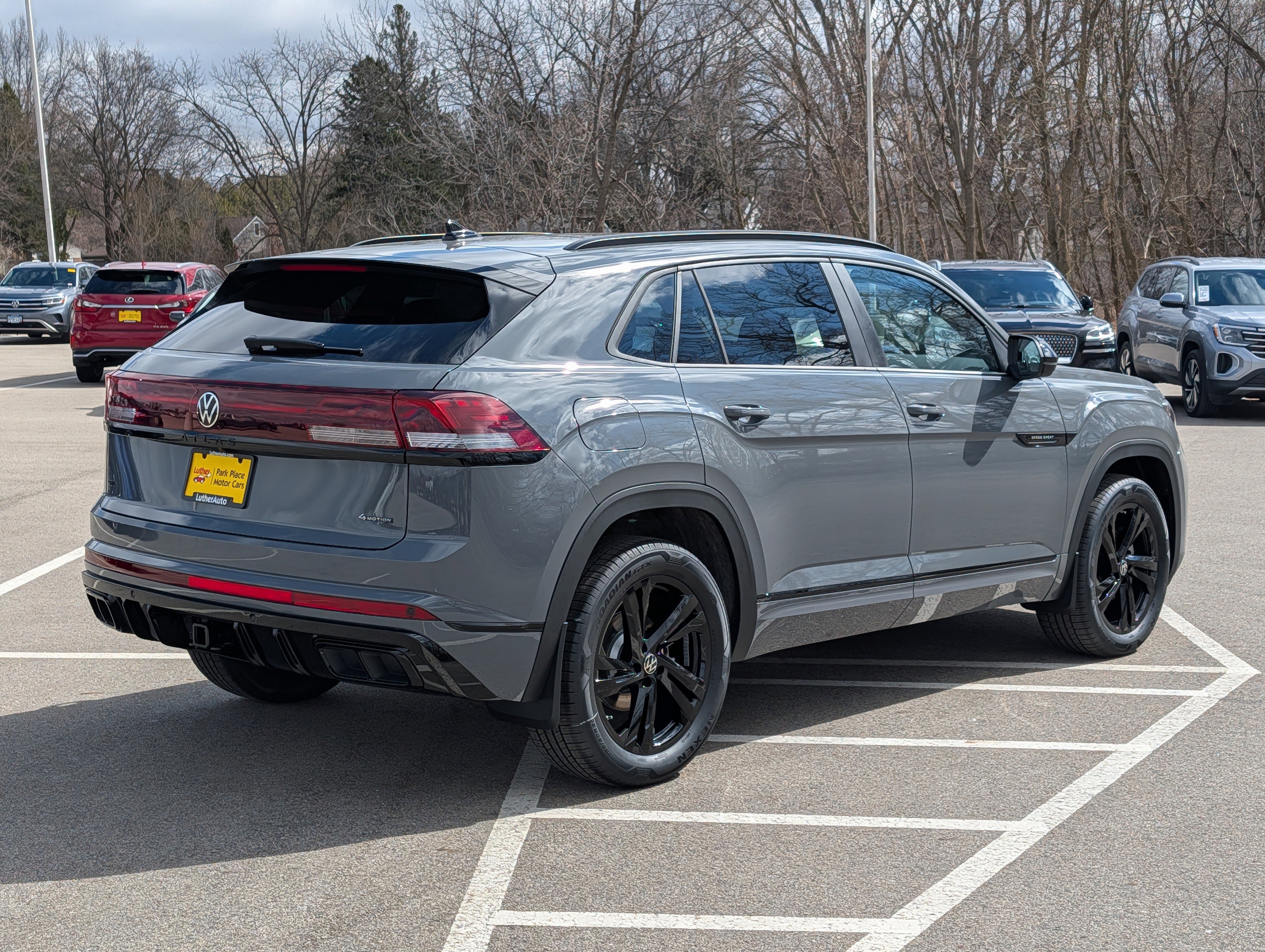 New 2026 Volkswagen Atlas Cross Sport SEL R-Line image 2
