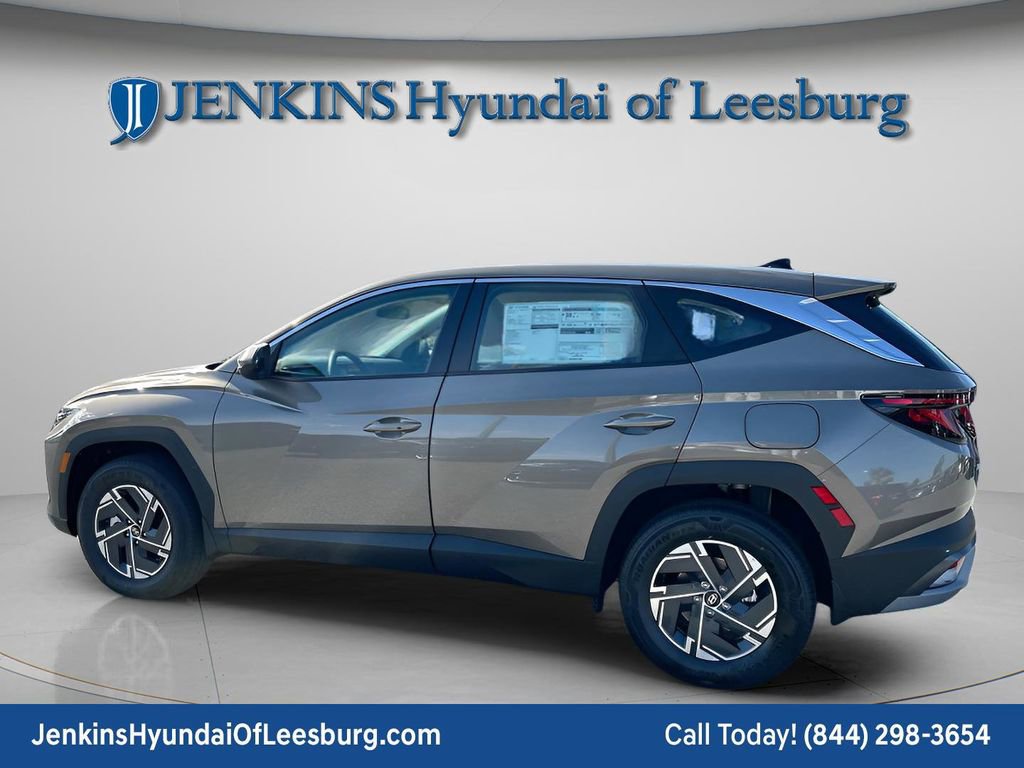 New 2026 Hyundai Tucson Blue SE w/ Tow & Go Package AWD/4WD image 8