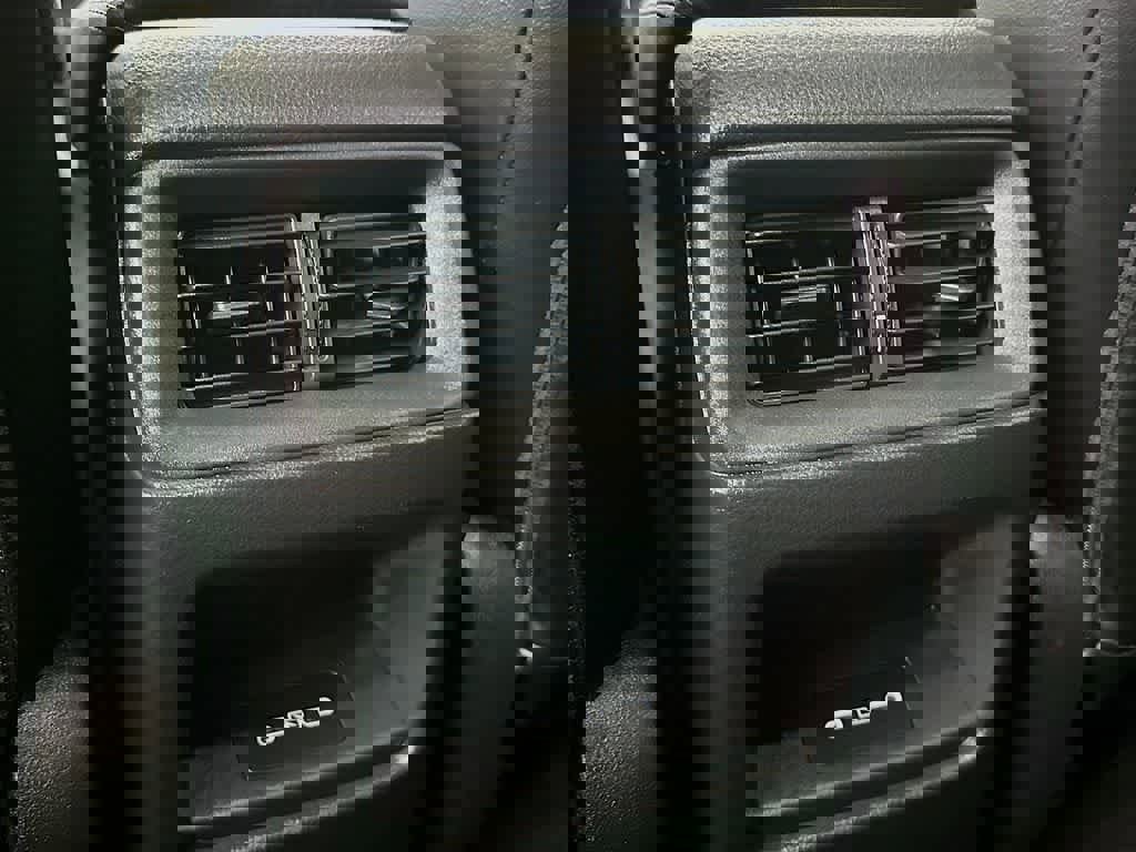 Used 2025 Honda CR-V EX-L image 13