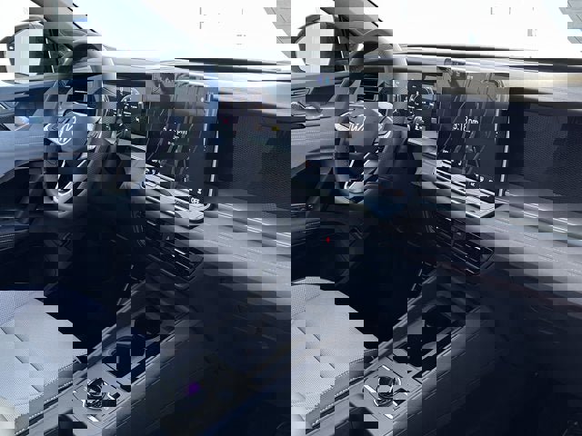 New 2026 Volkswagen Tiguan SE R-Line image 22