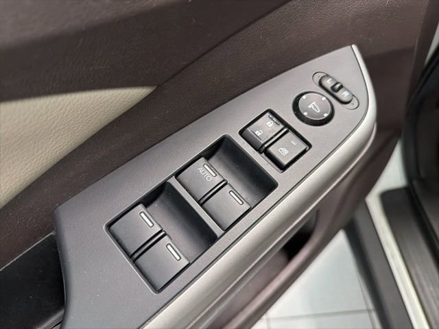 Used 2012 Honda CR-V EX-L image 9