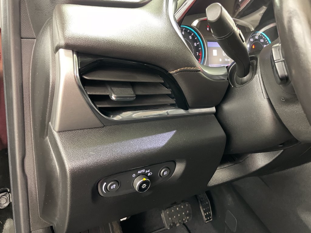 Used 2020 Chevrolet Traverse RS AWD/4WD image 28