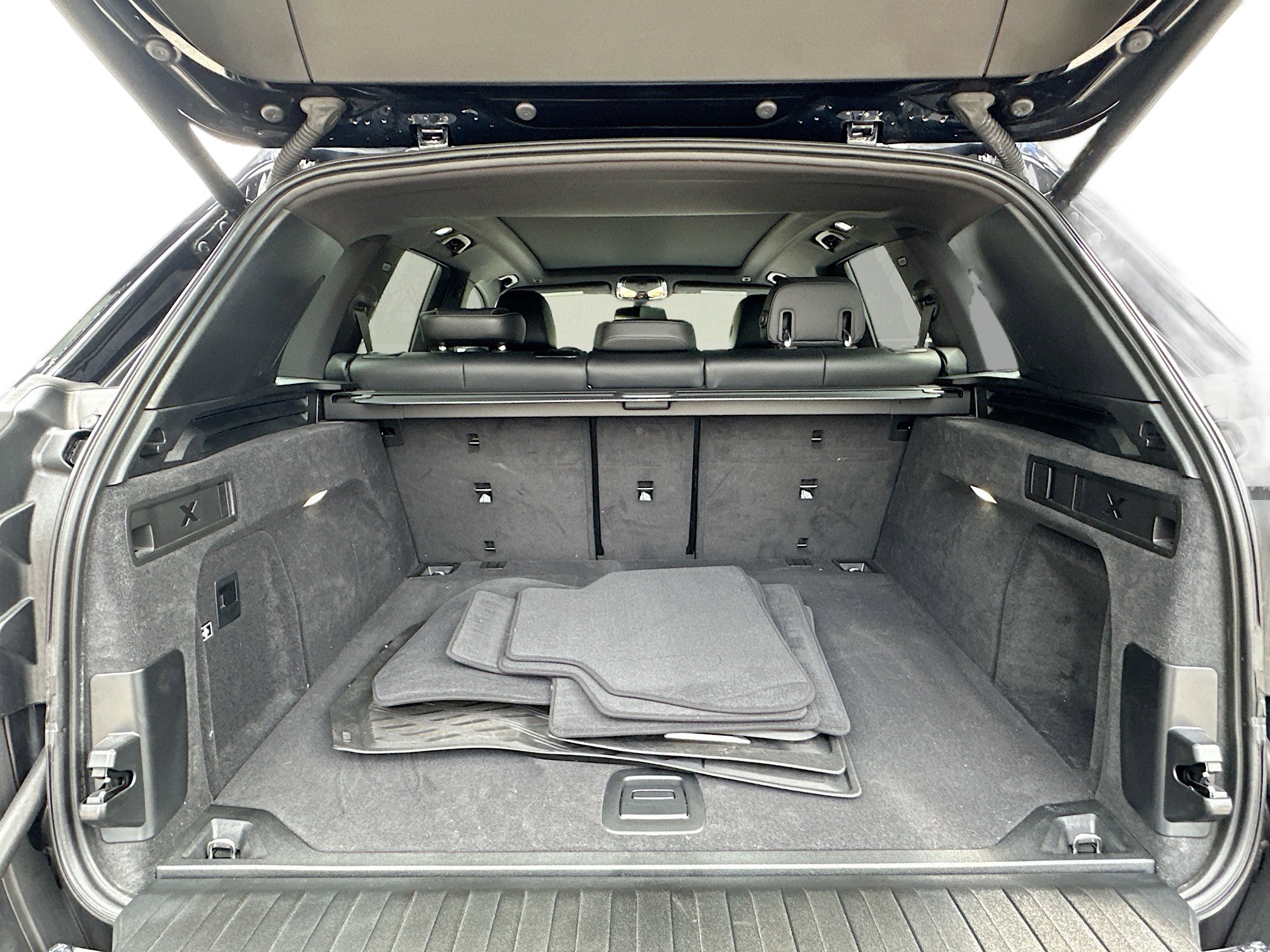 Certified 2023 BMW X5 sDrive40i w/ Executive Package RWD image 28