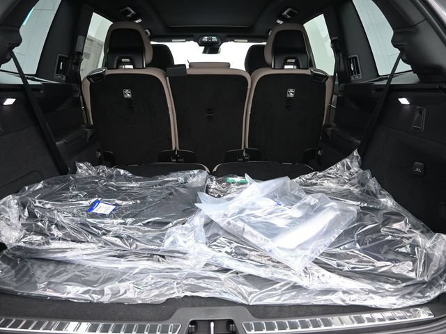 New 2026 Volvo XC90 B6 Core w/ Protection Package Premier AWD/4WD image 31
