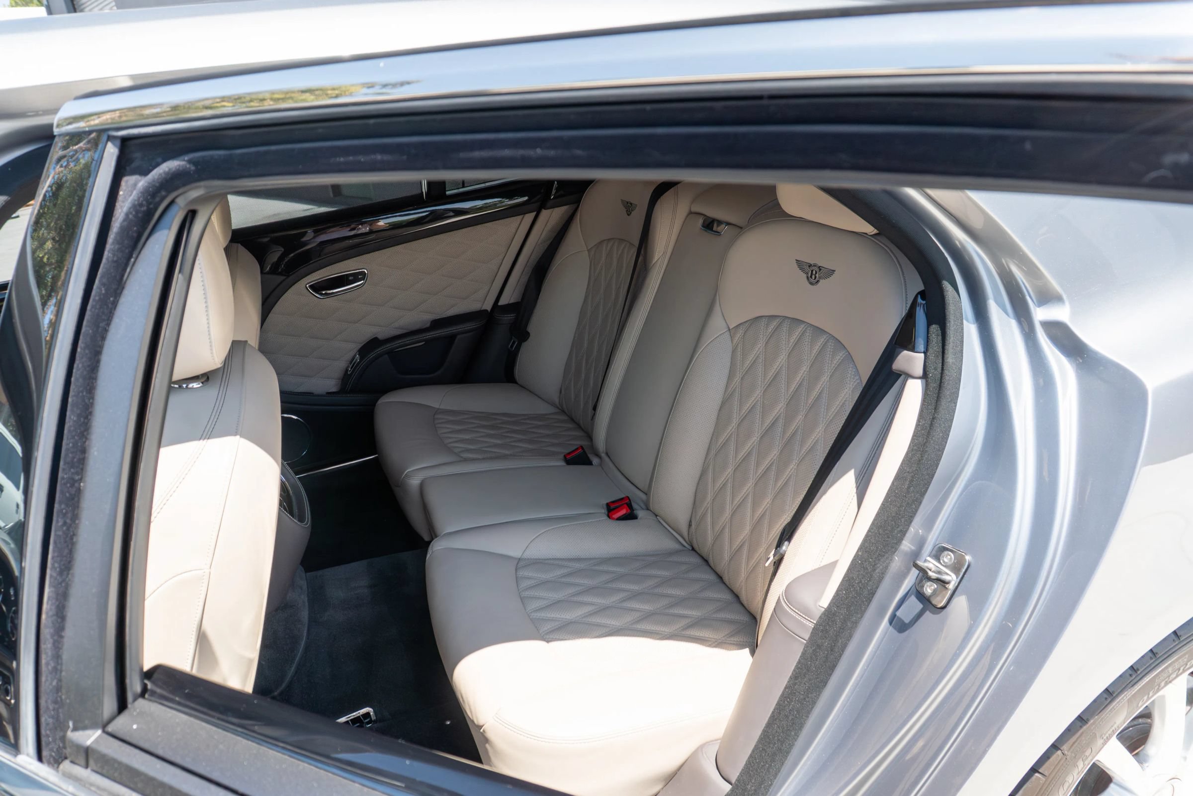 Used 2020 Bentley Mulsanne RWD image 51