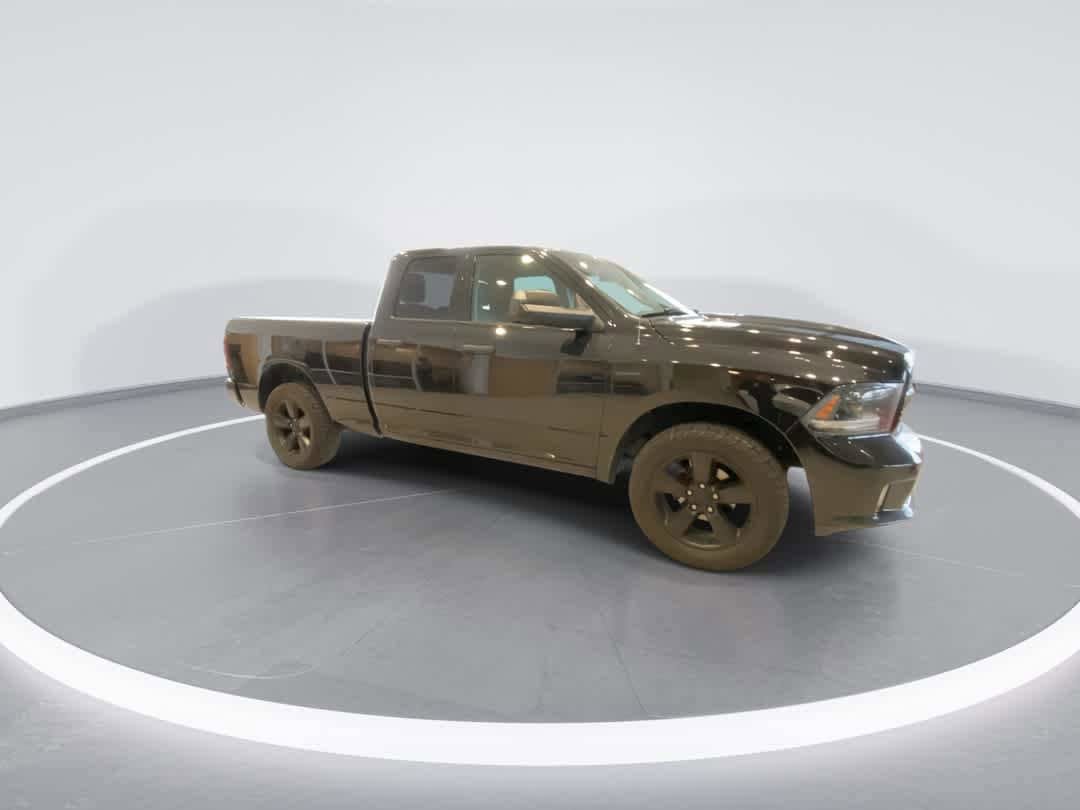 Used 2015 RAM 1500 Express w/ Black Ram 1500 Express Group AWD/4WD image 2