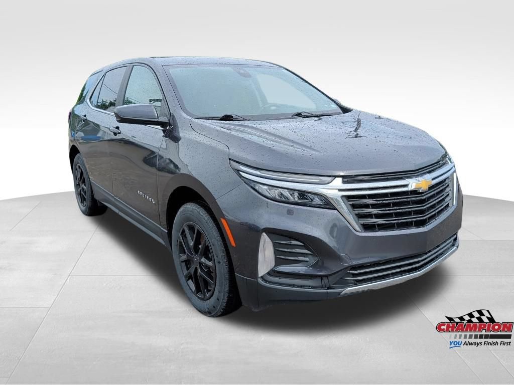 Used 2023 Chevrolet Equinox LT AWD/4WD image 2