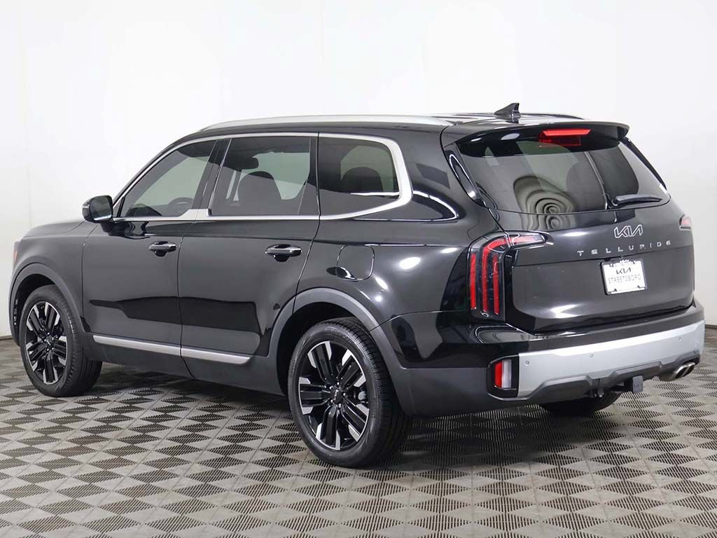 Used 2024 Kia Telluride SX FWD image 11