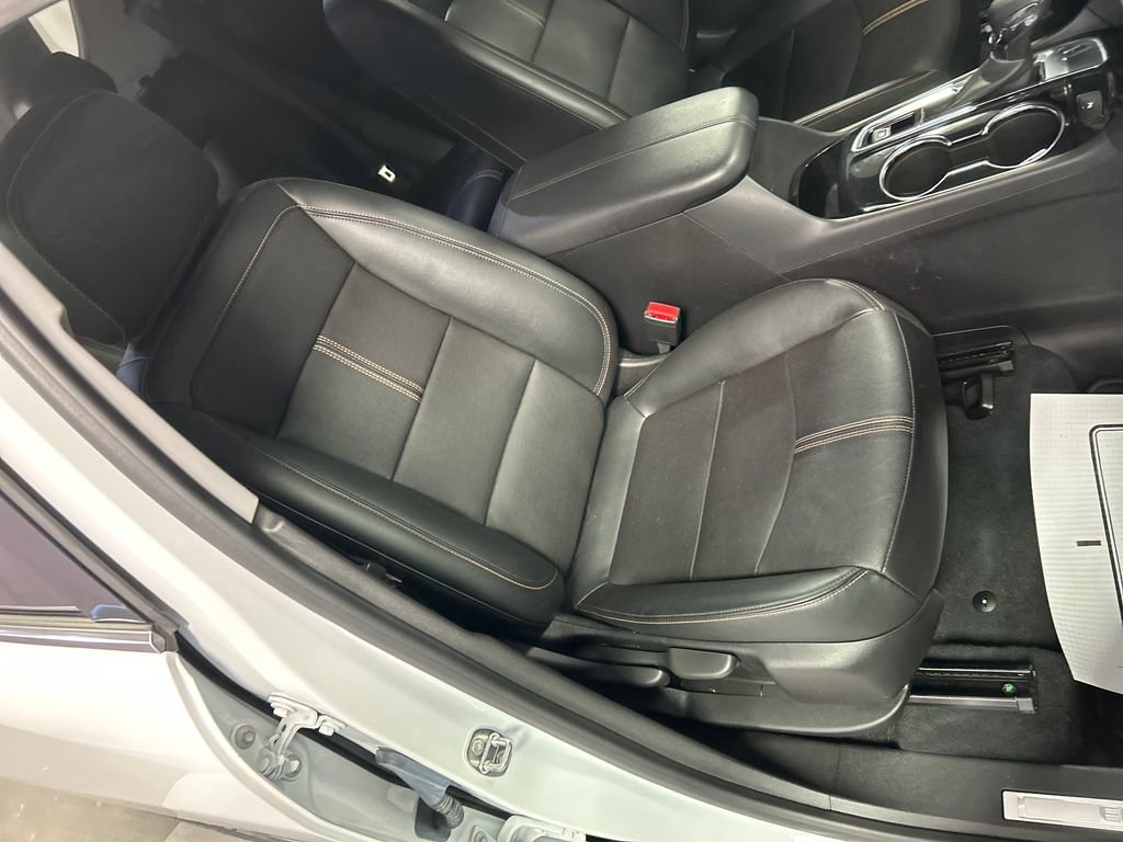 Used 2022 Chevrolet Equinox Premier image 25