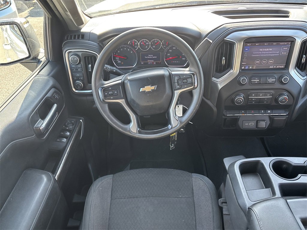 Used 2020 Chevrolet Silverado 1500 LT image 18