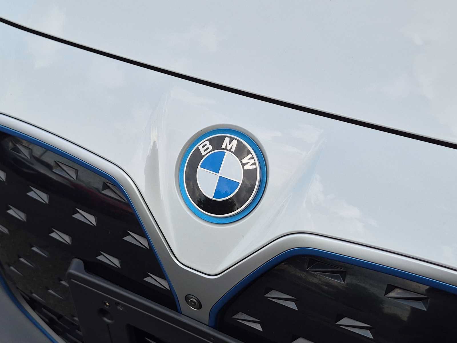 Used 2023 BMW i4 eDrive35 RWD image 12