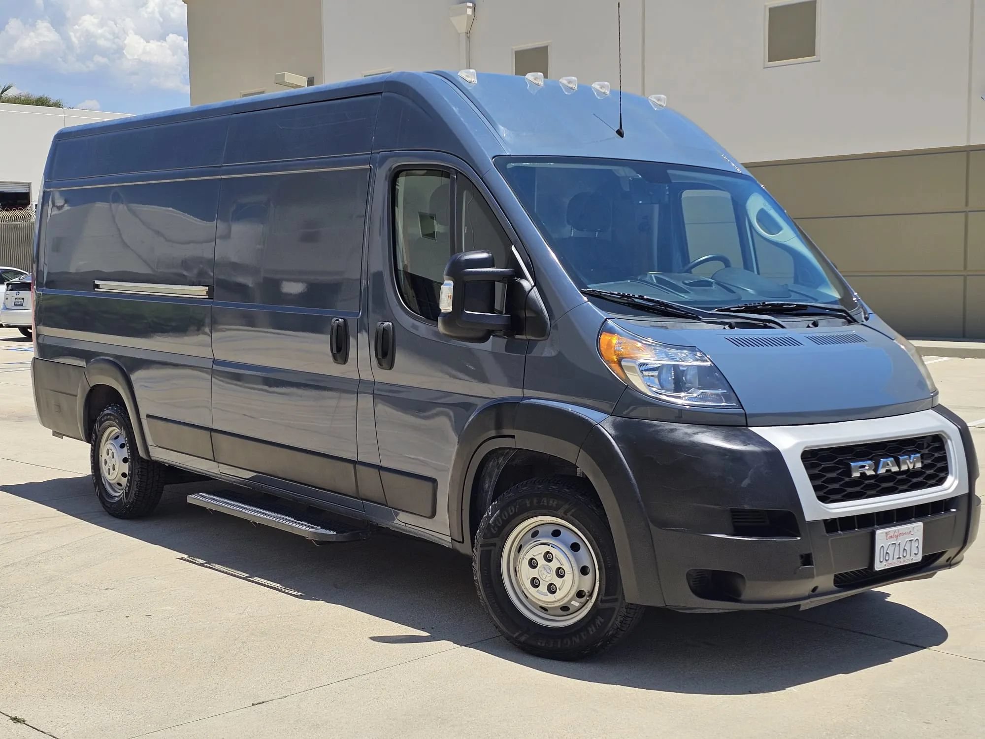 Used 2020 RAM ProMaster 3500 FWD image 3