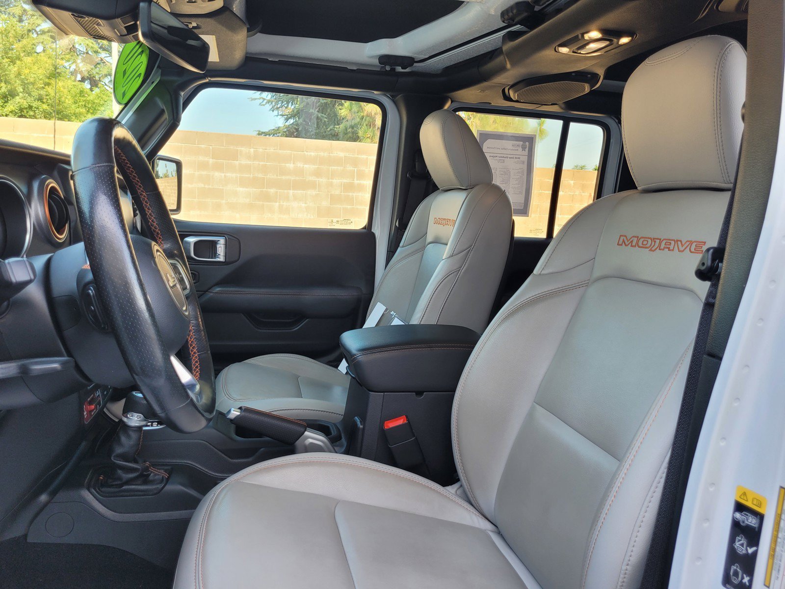 Used 2020 Jeep Gladiator Mojave AWD/4WD image 11