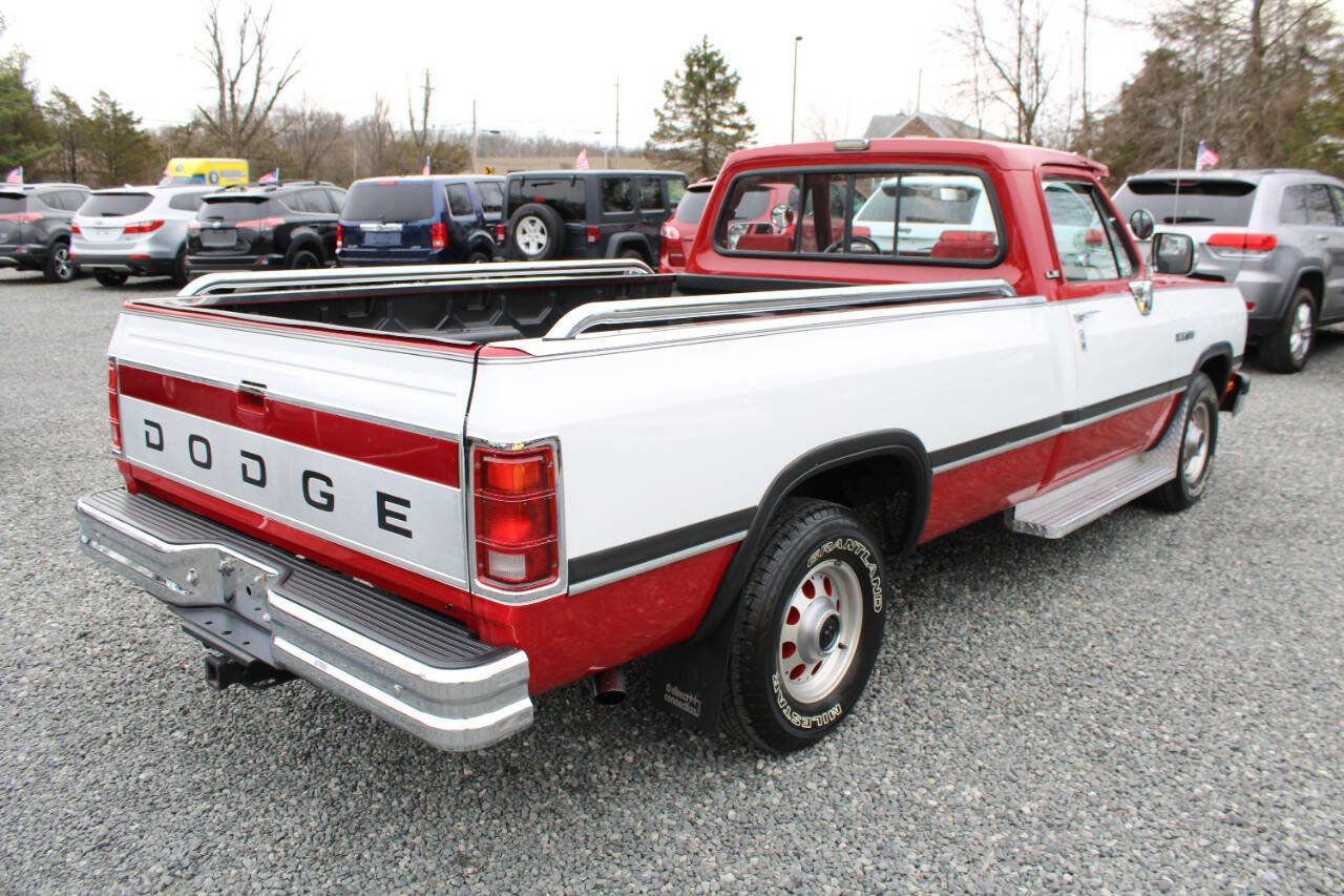 Used 1992 Dodge D/W Truck 150 image 7