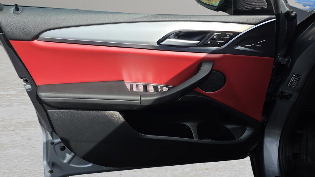 Used 2024 BMW X3 xDrive30i w/ Premium Package image 10