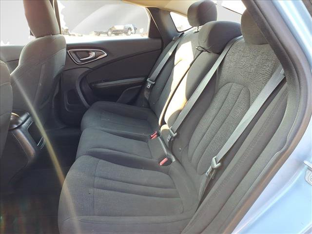 Used 2015 Chrysler 200 Limited w/ Convenience Group FWD image 30
