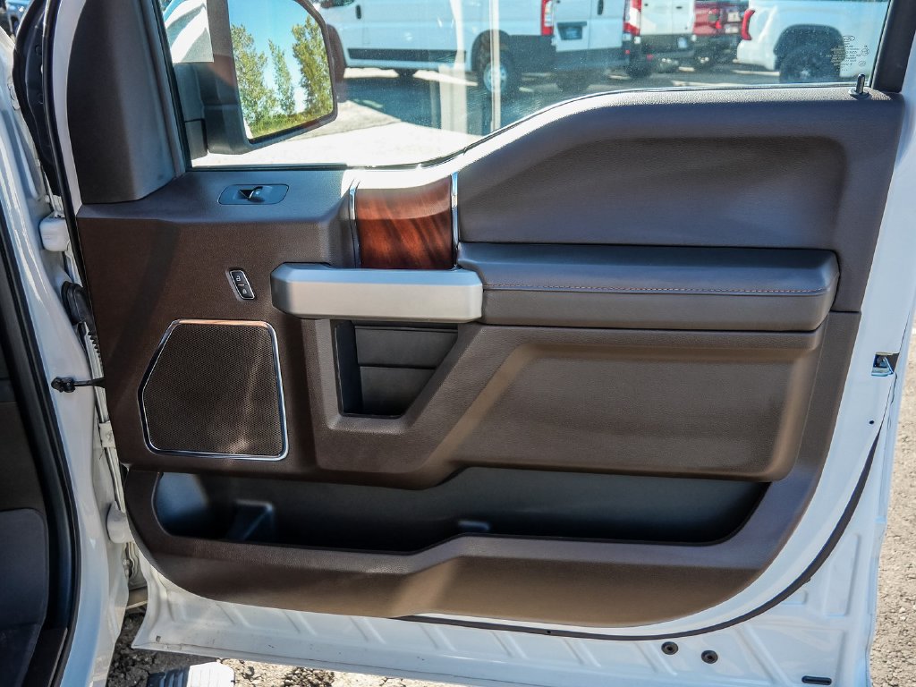 Used 2019 Ford F150 King Ranch w/ Equipment Group 601A Luxury AWD/4WD image 24