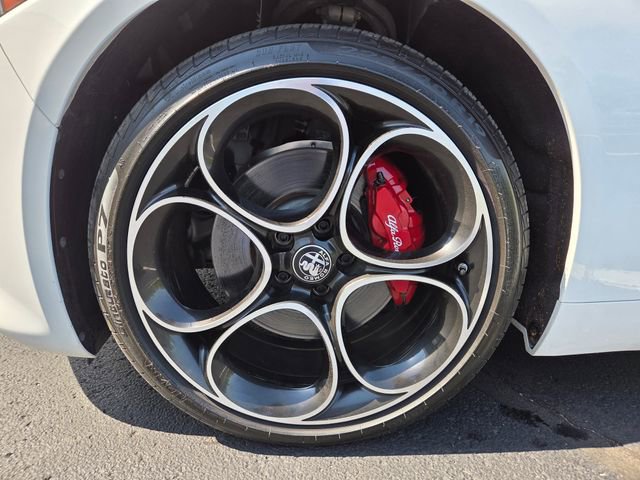 Used 2024 Alfa Romeo Giulia Ti AWD/4WD image 12